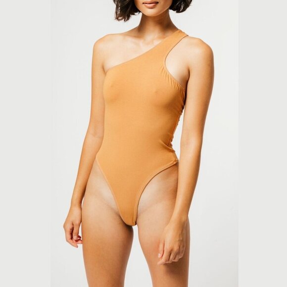 Mary Young Del Bodysuit Asymmetrical Caramel Sustainable - Picture 1 of 3